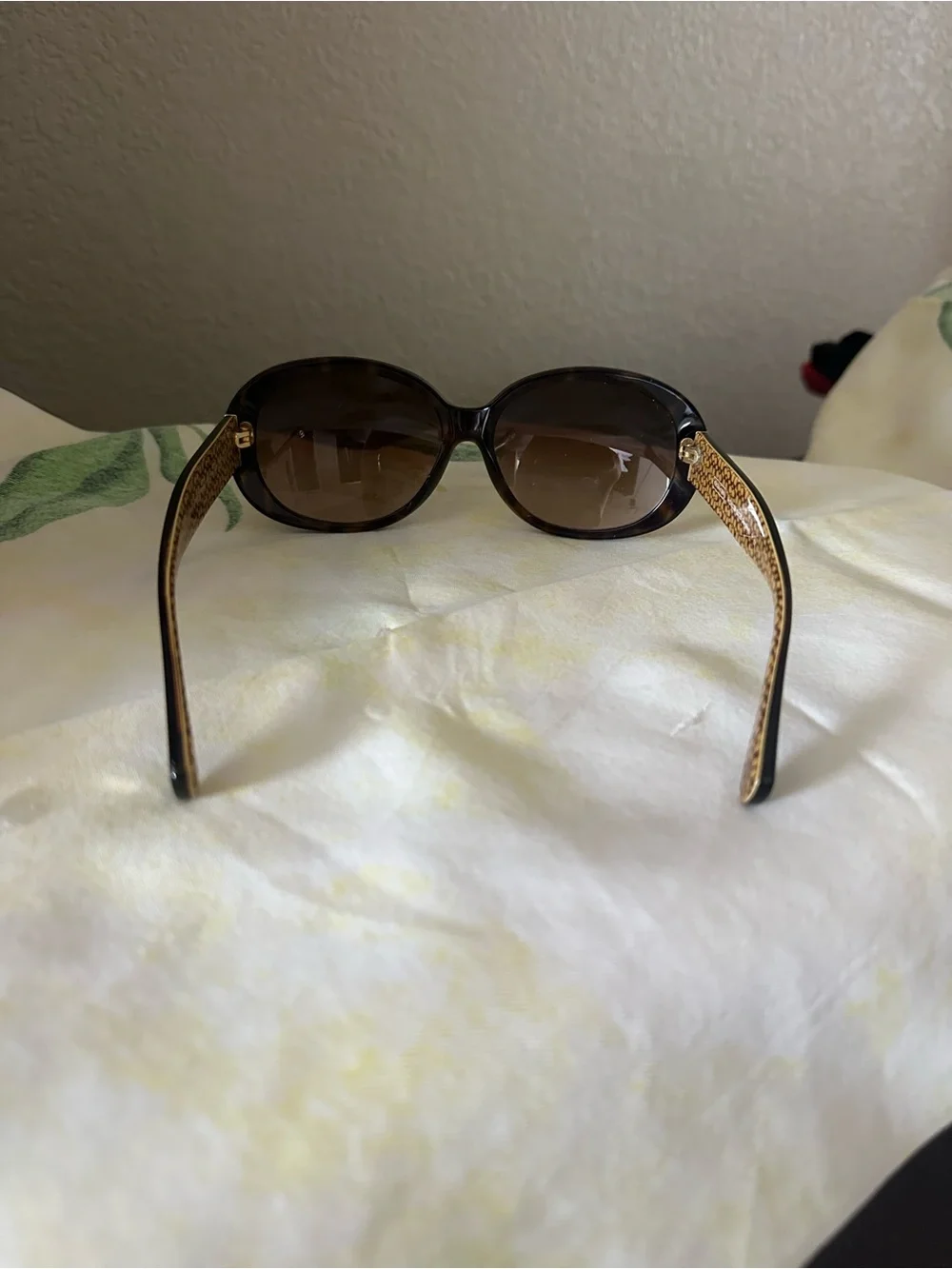 Coach Tortoiseshell Brown Gradient Oversized Sunglasses